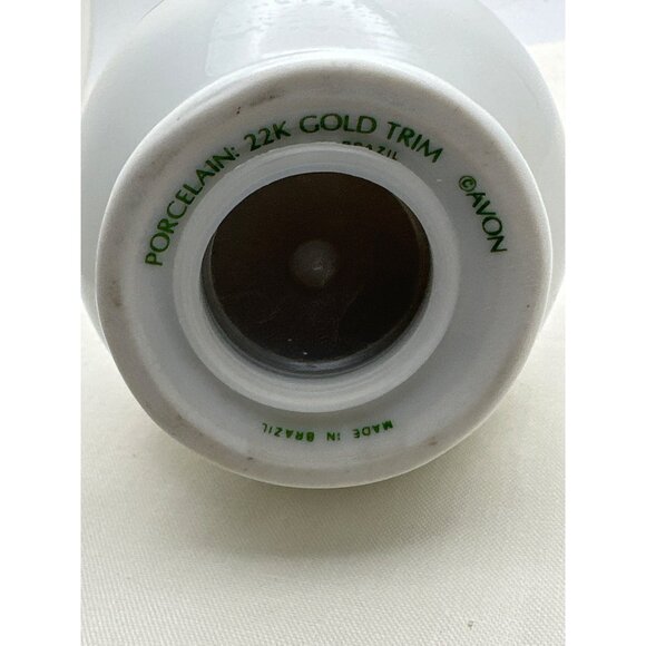 Porcelain Strawberry Motif Sugar Shaker With 22K Gold Trim - Picture 5 of 8